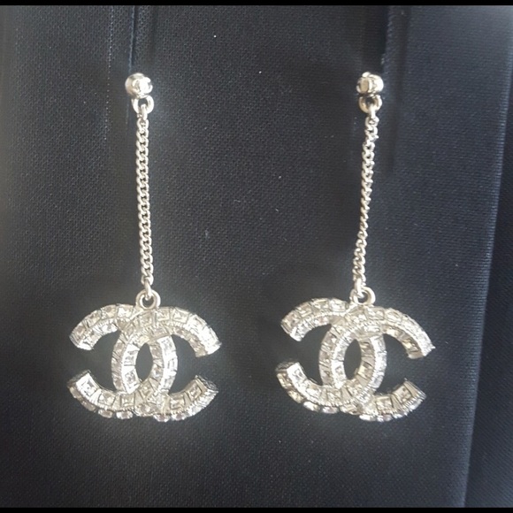 CHANEL Jewelry - FAKE OR REAL! NOTE THE LAST PIC